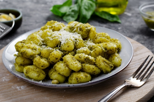 Nhoque de Batata ao Molho Pesto