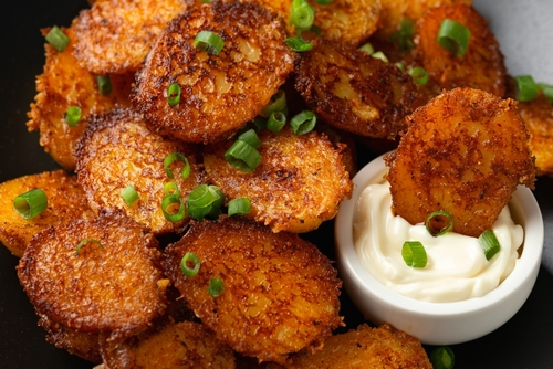 Molho parmesão para saladas e petiscos: veja como fazer!