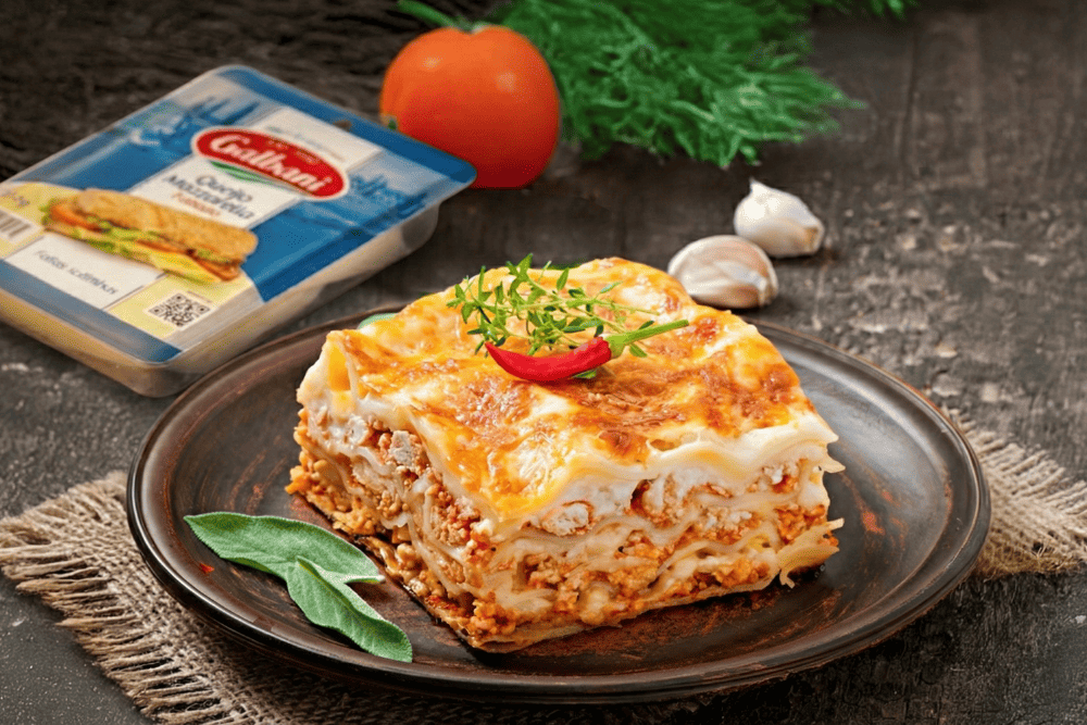 Qual é a ordem de montar uma lasanha?