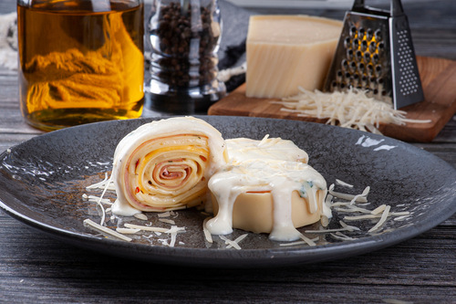 Como fazer rondelli com massa de pastel? Passo a passo