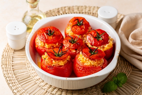 Tomate recheado ao estilo italiano: 7 receitas para testar em casa