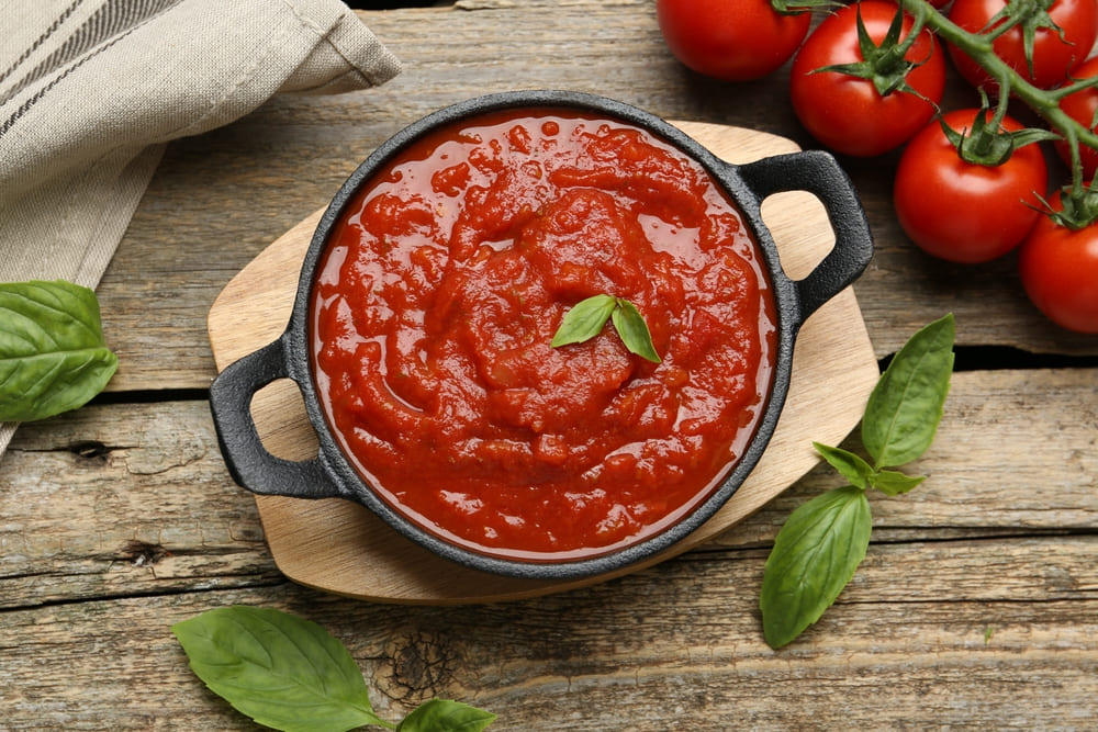 Molho de tomate caseiro: receita italiana simples e deliciosa