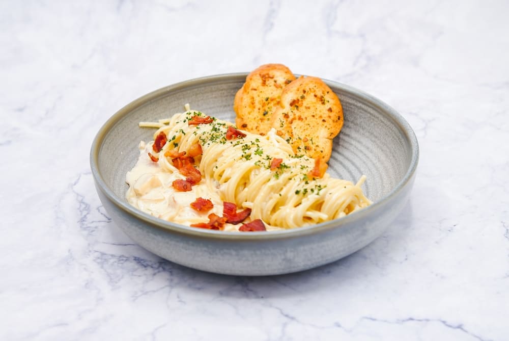 Quais são os tipos de carbonara? Conheça as variações surpreendentes
