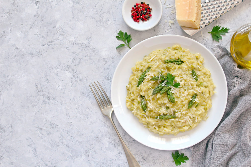 Risoto de parmesão: aprenda receita curinga para jantares especiais