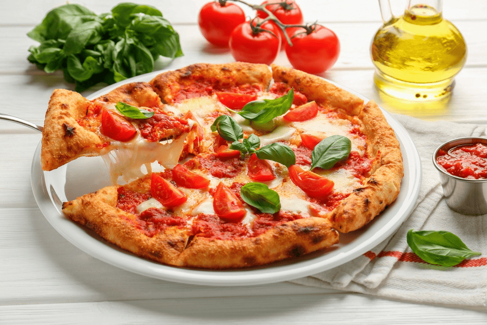Pizza marguerita low carb: receita saudável com massa de couve-flor