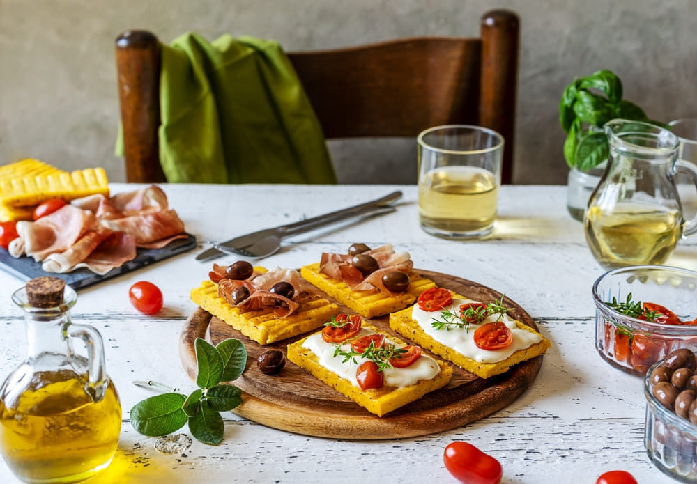 3 aperitivos de polenta deliciosos para servir como entrada