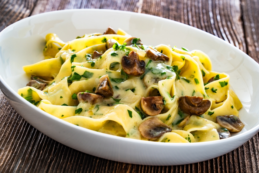 O que é Pappardelle? Conheça a massa italiana perfeita para molhos encorpados