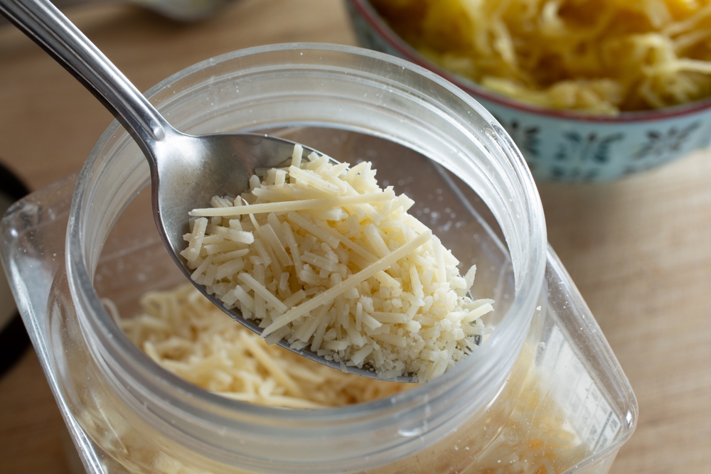 Queijo parmesão pode ser congelado? Saiba como fazer sem perder sabor e textura